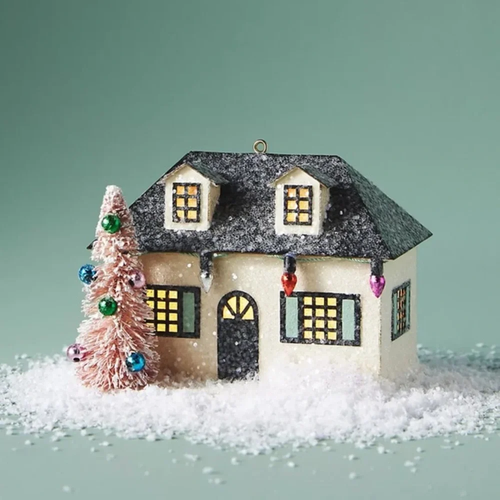 New🌟Christmas Cottage Light-Up Ornament